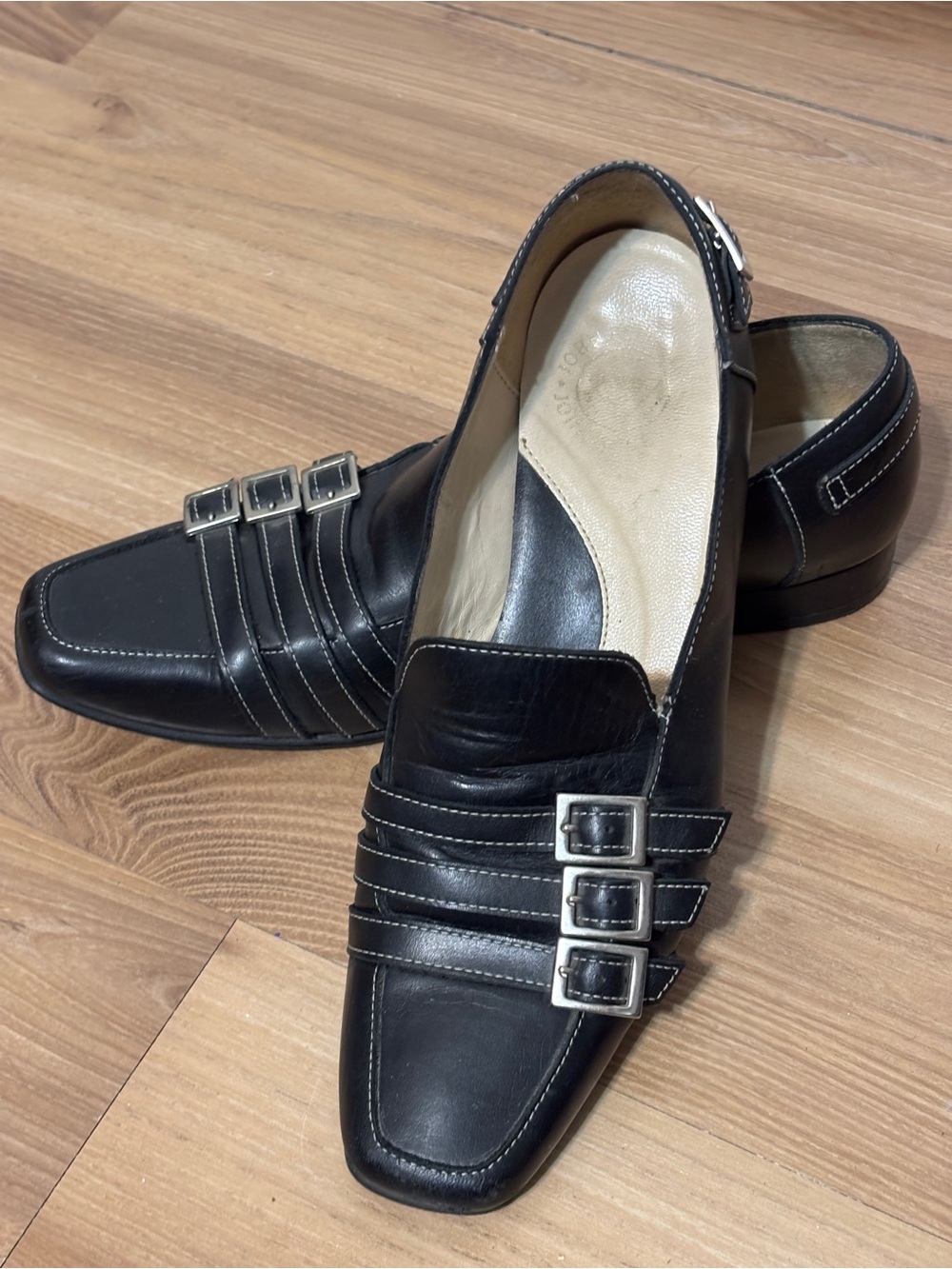 John Fluevog Vintage 1999 "Free Amina" Triple Strap Black Loafers size 7